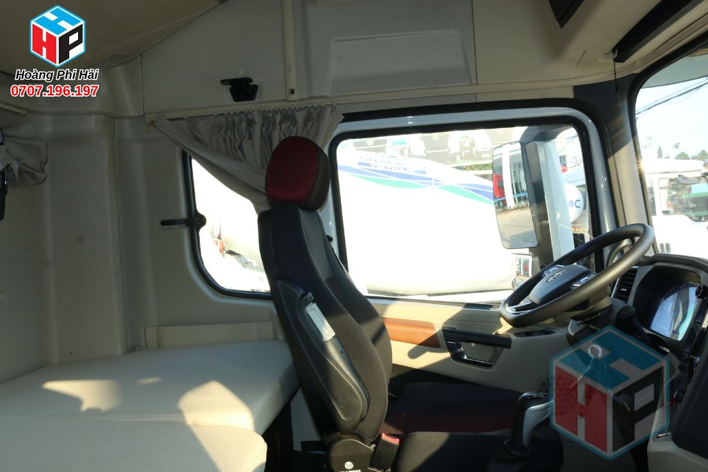 Shacman X5000 Cummins 460HP