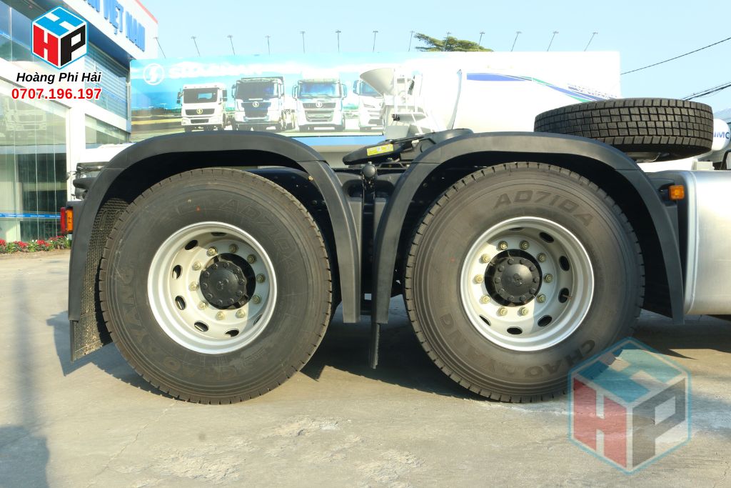 Shacman X5000 Cummins 460HP