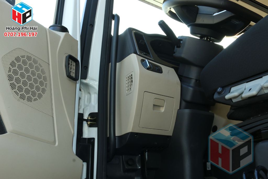 Shacman X5000 Cummins 460HP